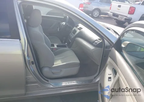 2009 Toyota Camry Le z USA, uszkodzony, nr VIN 4T1BE46K09U799029